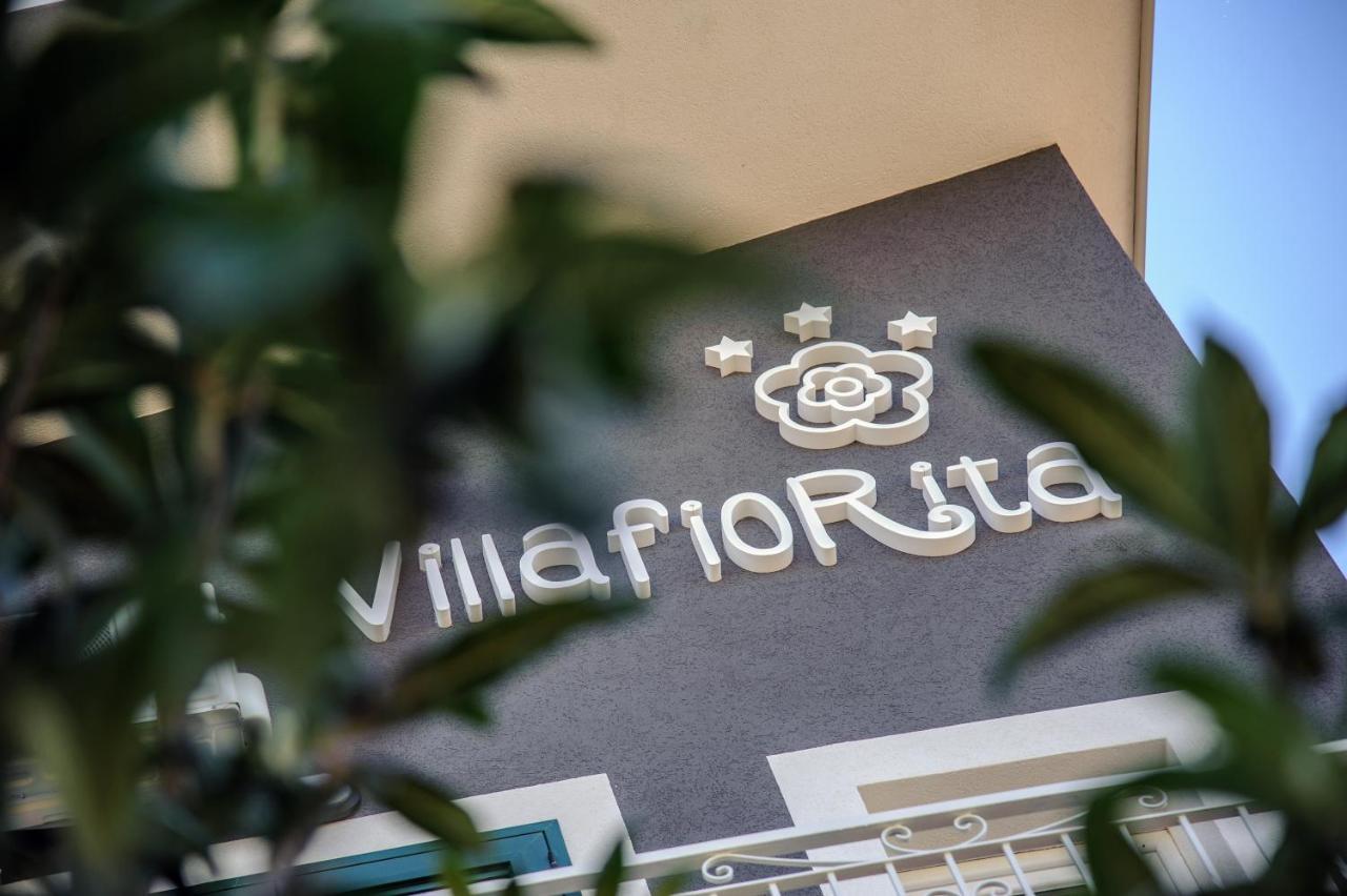 B&B Villa Fiorita 皮亚扎-阿尔梅里纳 外观 照片