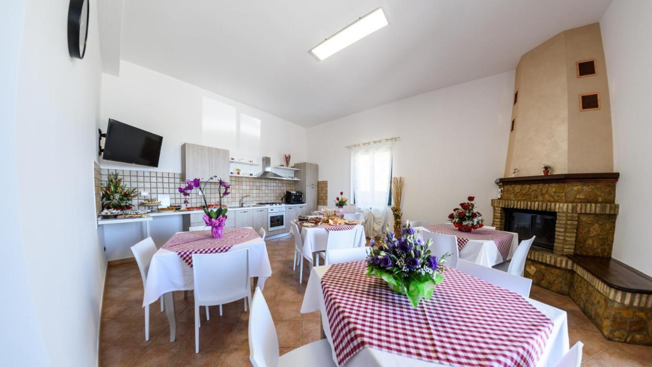 B&B Villa Fiorita 皮亚扎-阿尔梅里纳 外观 照片